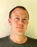 Dr. Marcel Ricker 