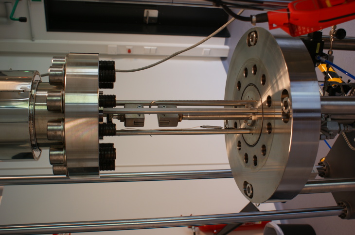 Creep test device