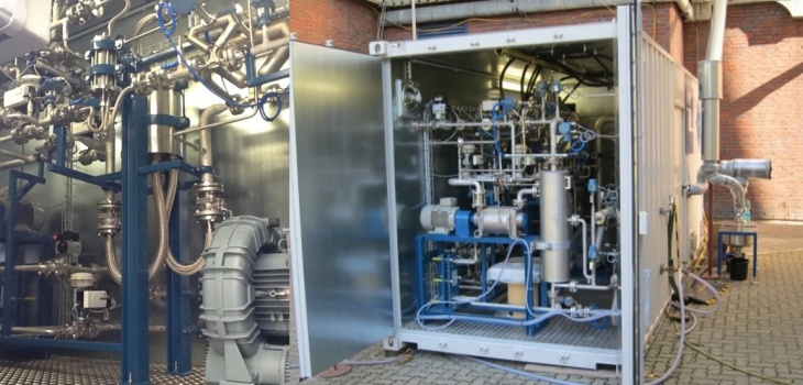 Mobile gas permeation pilot plant for the separation of COsub]2[/sub] 	from flue gases