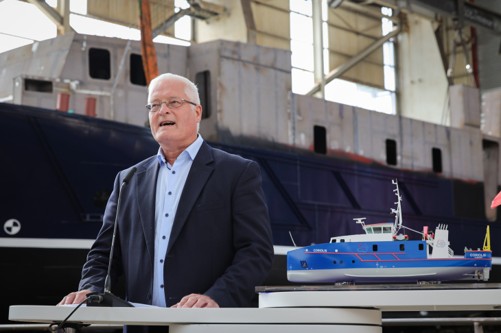 Greetings from Prof Matthias Rehahn, scientific director of the Helmholtz-Zentrum Hereon. Photo: picture alliance / dpa / Christian Charisius Coriolis Stapelhub Rehahn