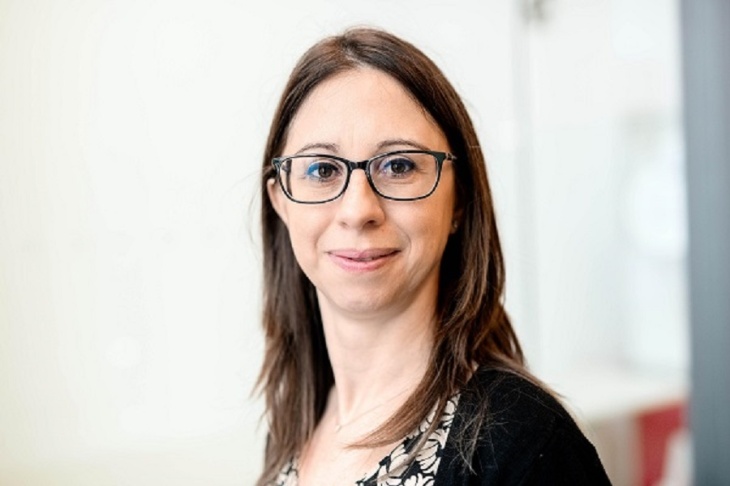 Head of the Hereon Institute of Functional Materials for Sustainability Prof Francesca Toma is looking forward to working on SOL-AI. Photo: Hereon/ Marcel Schwickerath Portrait Francesca Toma