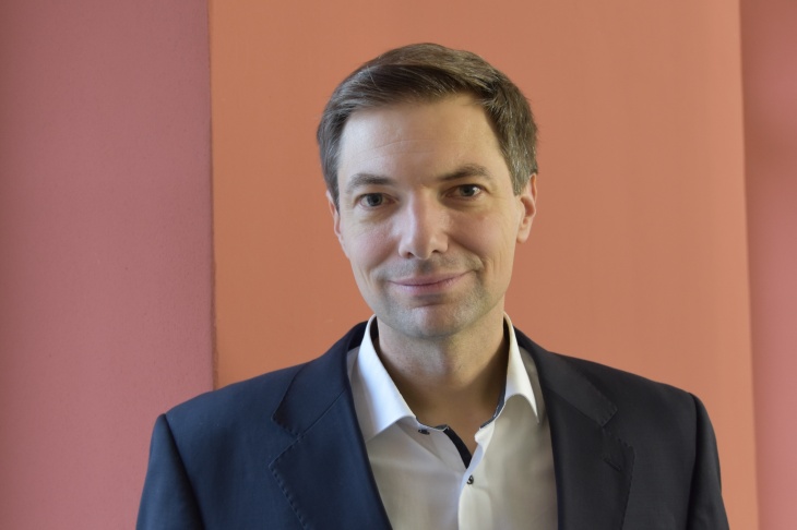 Prof Christian Cyron is the director of the Institute of Material Systems Modeling at Hereon and Head of the Institute of Continuum and Material Mechanics at Hamburg University of Technology (TUHH). Photo: TU Hamburg
