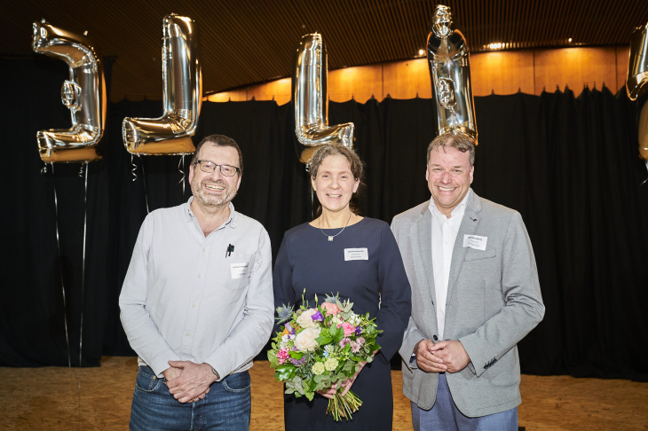 The spokesperson of CLICCS, Prof Johanna Baehr, with the deputy spokespersons Prof Jochem Marotzke (left) and Prof Achim Oberg. In her speech, she emphasized that the work in the cluster was only possible in the special research environment of Hamburg with its many players in climate research. Photo: UHH/ Claudia Höhne Unihh Claudia Höhne