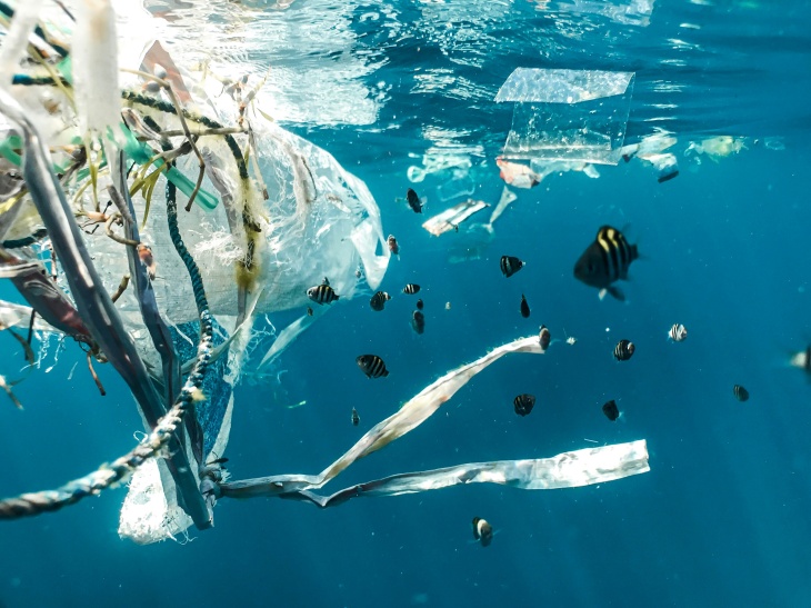 Plastic waste floats in the sea