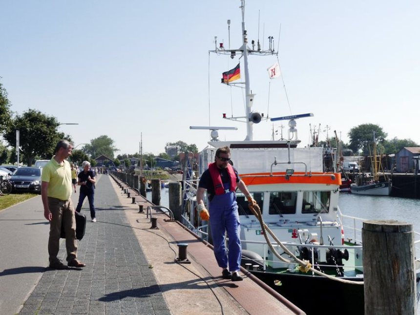 Die "Ludwig Prandtl" auf der "Forschung vor Anker"-Tour 2014 im Hamburger Hafen.