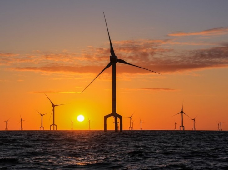 Wind farm in the North Sea. <i>image: Matthias Krüger / Hereon</i> Wind farm in the North Sea. <i>image: Matthias Krüger / Hereon</i>