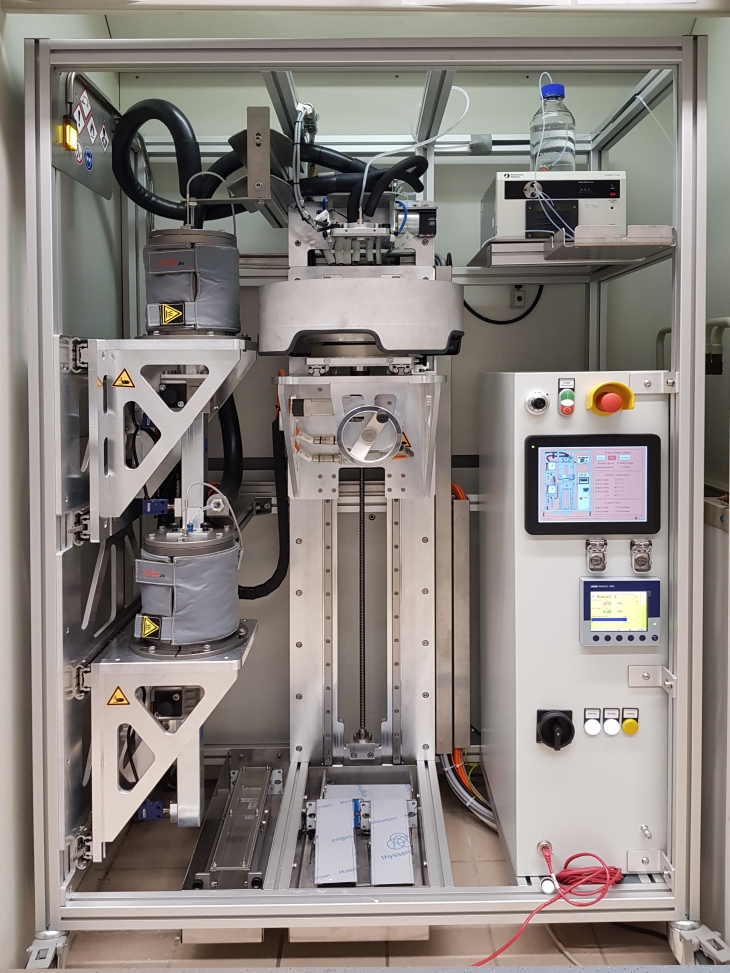 Hollow fiber spinning apparatus: Hereon self-construction