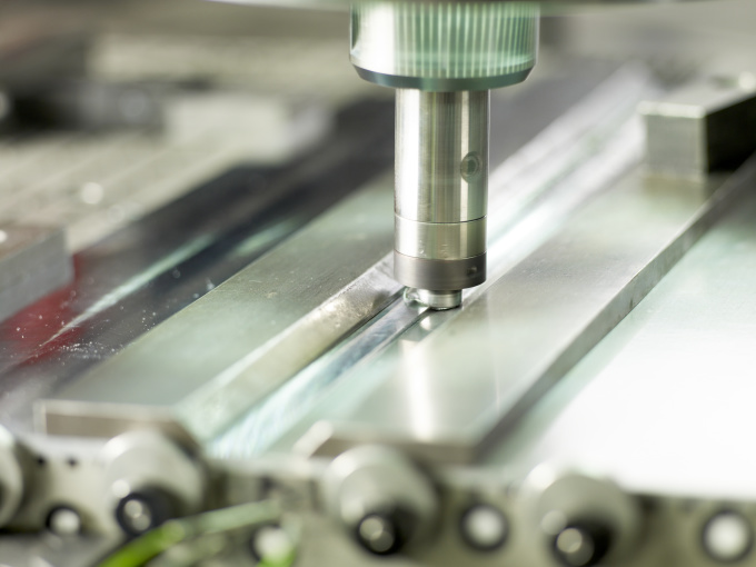 /imperia/md/images/hzg/institut_fuer_werkstoffforschung/wmp/fittosize__680_0_6e1e93970a62ea3d2f695fffbc00104f_friction-stir-welding-hzg-christian-schmid.jpg