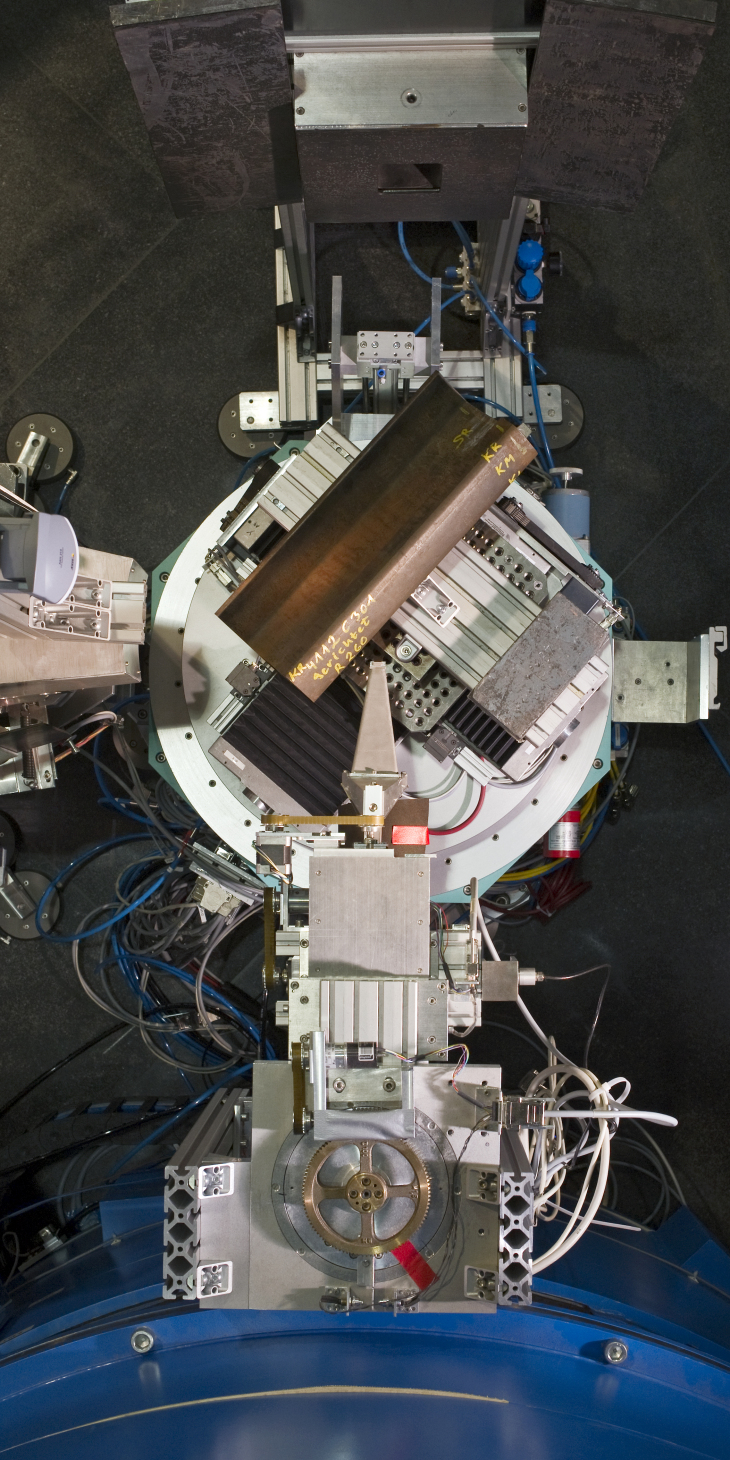 STRESS-SPEC: View of instrument