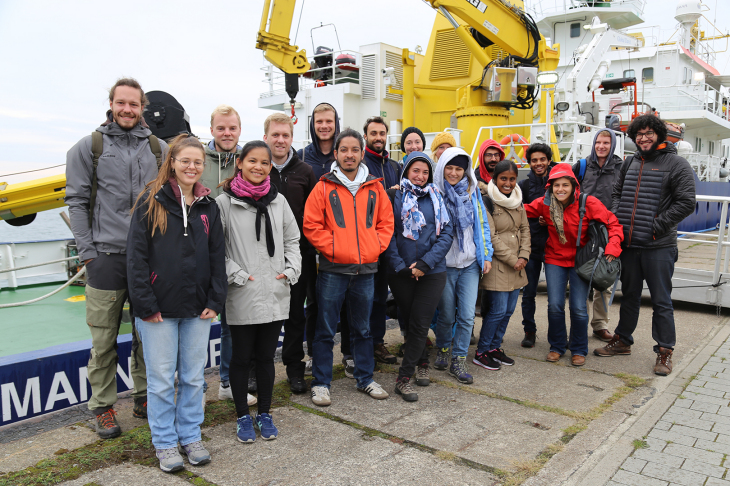 Austragungsort der Summer School war die Biologische Station der Universität Greifswald auf Hiddensee. Foto: M. Heidenreich/Projektträger Jülich Teilnehmer auf der Biologische Station der Universität Greifswald auf Hiddensee.