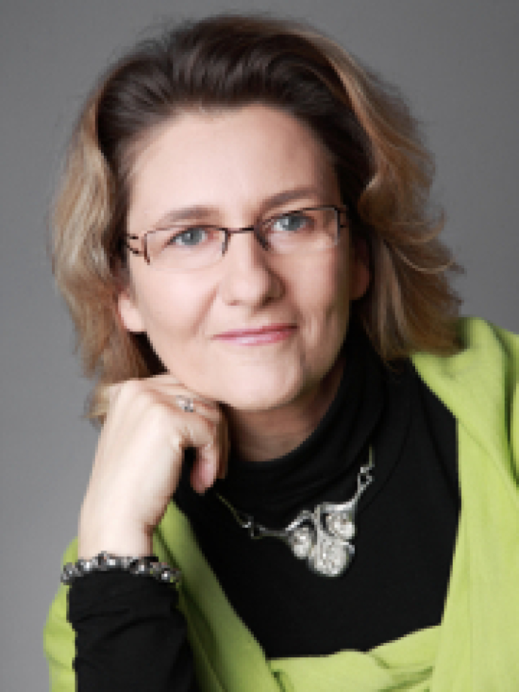 Prof. Dr. Beate Ratter